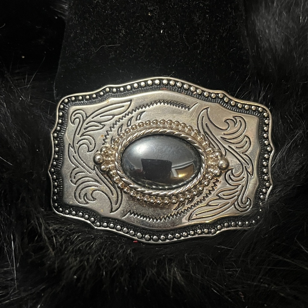 Men’s Silvertone and Black Belt buckle